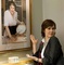 amy adams devant un tableau de julia - Julie et Julia 