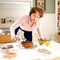 meryl streep faisant un glacage - Julie et Julia 