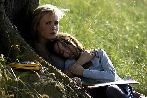 radha mitchell jodelle ferland