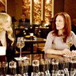 amanda seyfried au bar avec julianne moore
