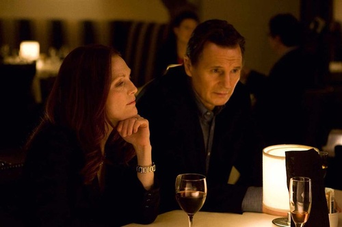 julianne moore liam neeson