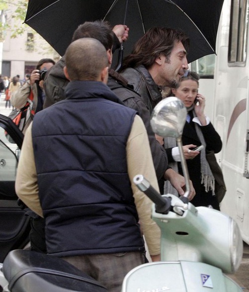 Javier Bardem Set Biutiful I94k WiBY Ql