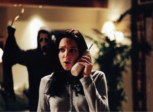 anna-faris-au-telephone-jpg