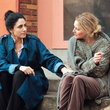 ronit elkabetz a gauche