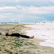 mrina hands  a la plage