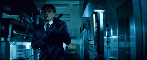 leonardo dicaprio arm  