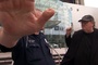 michael moore parlant a quelqu un