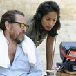 julian schnabel donnant des conseils aux actrices