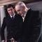 george-lazenby-a-gauche-jpg - Au service secret de sa majesté 
