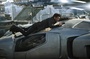 colin-farrell-sur-une-voiture-jpg