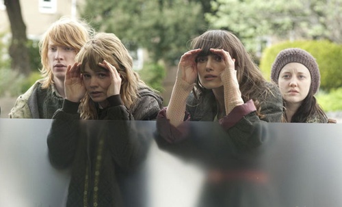 carey mulligan keira knightley au centre