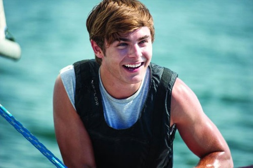 zac efron heureux