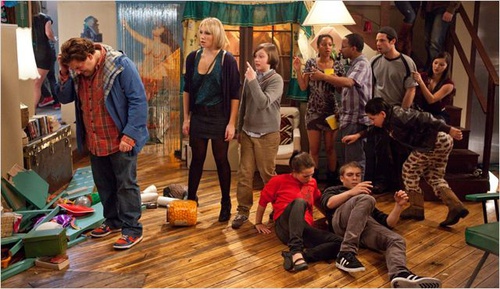 jonah-hill-ari-graynor-max-records-jpg