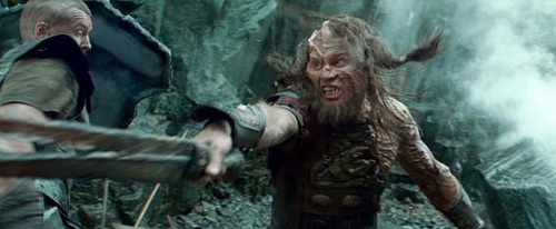 sam worthington et un monstre