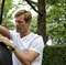 aaron-eckhart-seul-jpg - Rabbit Hole 
