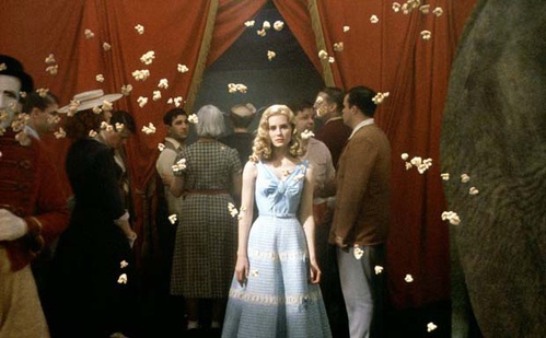 alison lohman figee par le temps