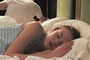 Elle Fanning dort
