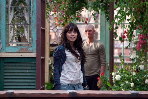 vanessa-hudgens-et-alex-pettyfer-jpg