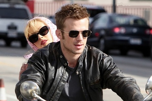 christina aguilera cam gigandet