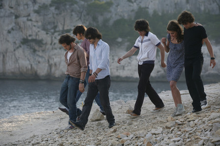 scene sur la plage Bus Palladium