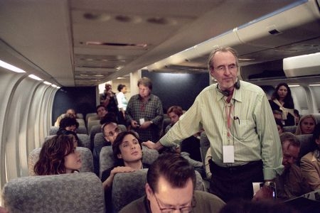 wes craven dirige ses acteurs - Red Eye / Sous haute pression