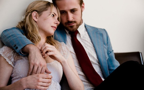 michelle-williams-dans-les-bras-de-ryan-gosling-jpg