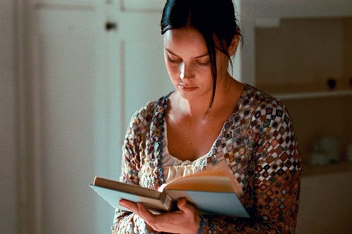 abbie cornish lisant