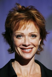  Lauren Holly