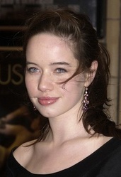  Anna Popplewell