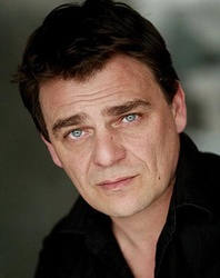  Thierry Godard