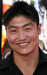  Brian Tee