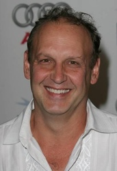  Nick Searcy