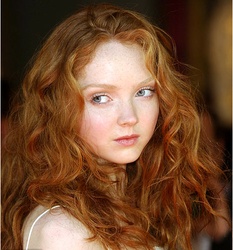  Lily Cole