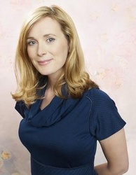  Natasha Little