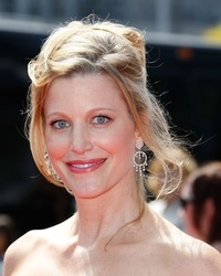  Anna Gunn