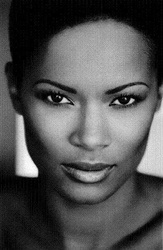  Rose Rollins