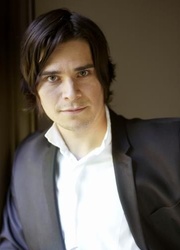  Hans  Matheson 
