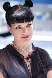  Pauley Perrette