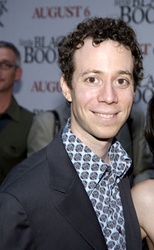  Kevin Sussman