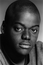  Daniel Kaluuya