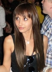  Klariza Clayton
