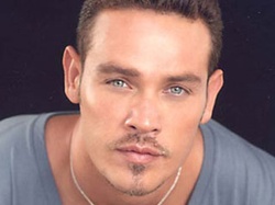  Kevin Alejandro