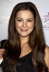  Emily Foxler