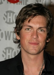  Steve Howey