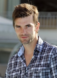 Lucas Bryant