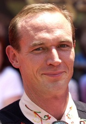  Toby Huss