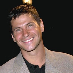  Thomas Calabro