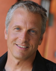  Patrick Fabian