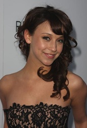  Stella Maeve