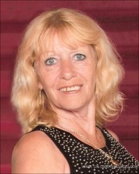  Jeanie Gold